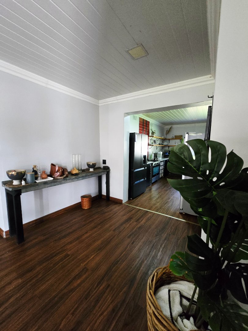 5 Bedroom Property for Sale in Flamwood North West